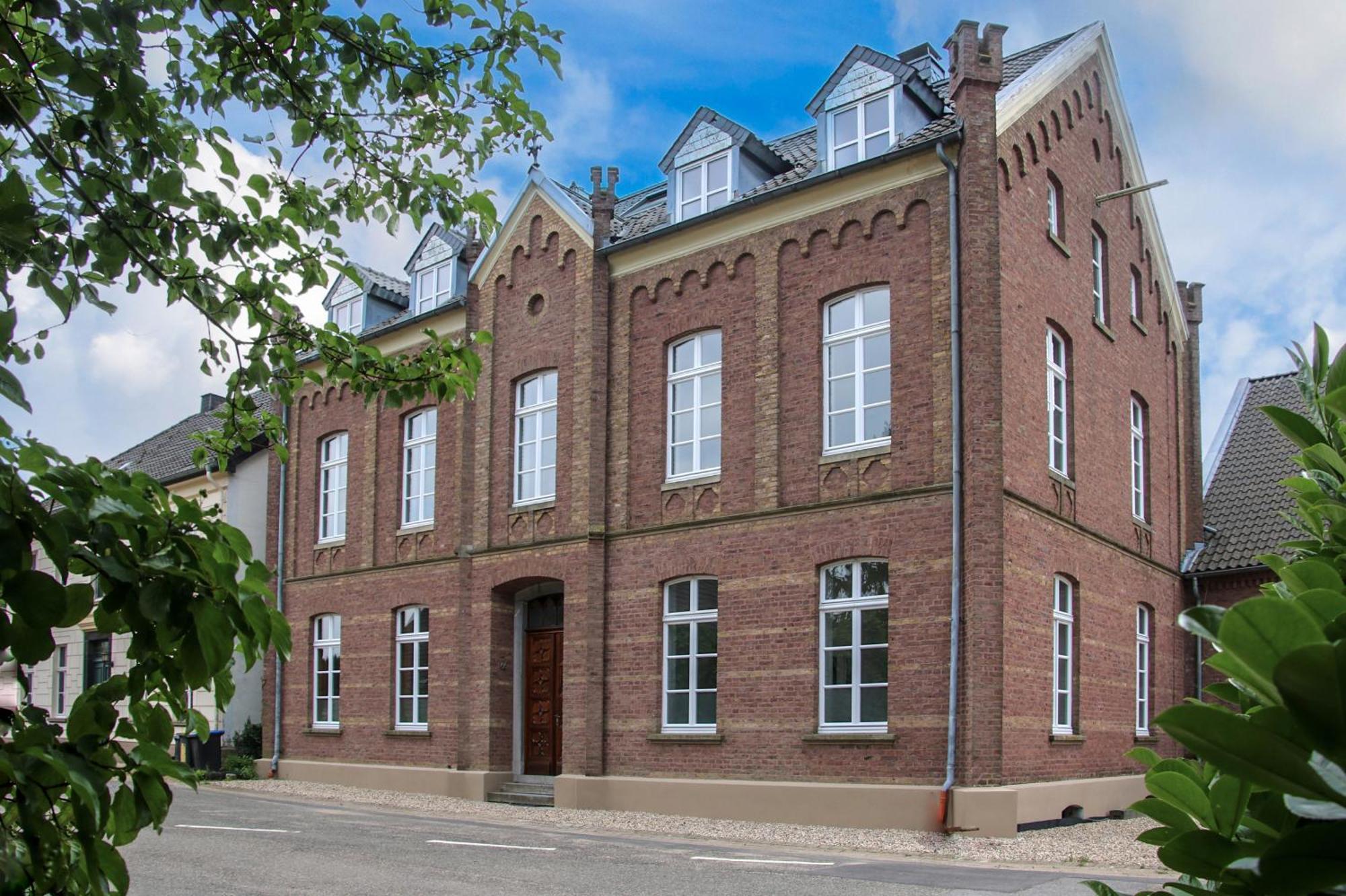 Muehlen-Apartment Im Herrenhaus Rheinblick Xanten Dış mekan fotoğraf